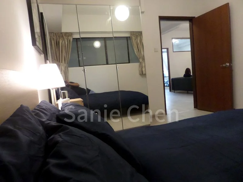 INTERNATIONAL PLAZA 11