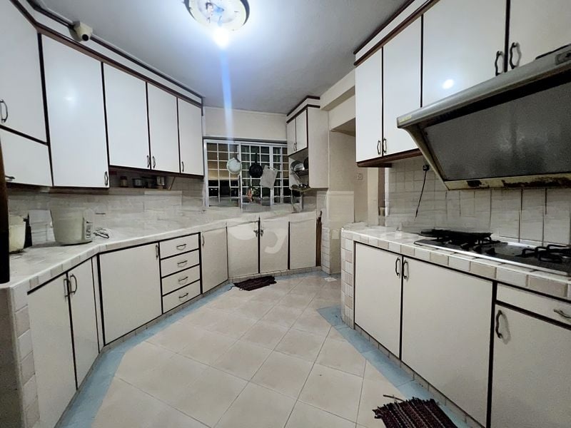 IVORY HEIGHTS 7