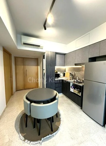 EIGHT RIVERSUITES 14