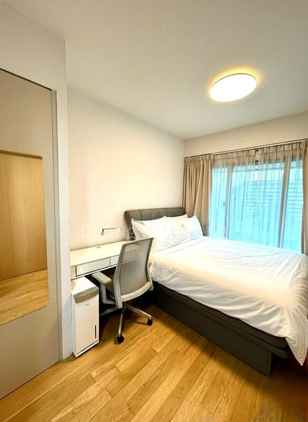 EIGHT RIVERSUITES 15