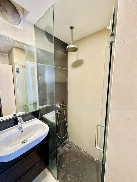 CENTRA RESIDENCE 9