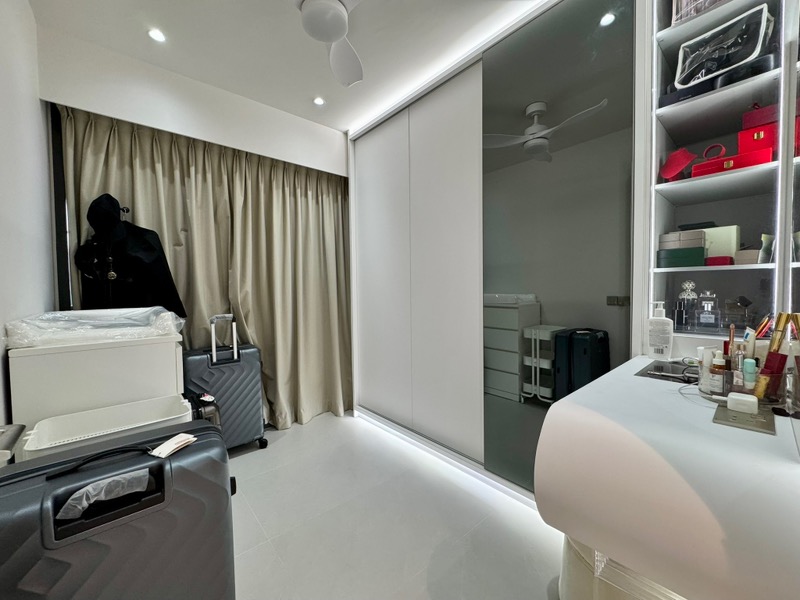 THE FLORENCE RESIDENCES 7