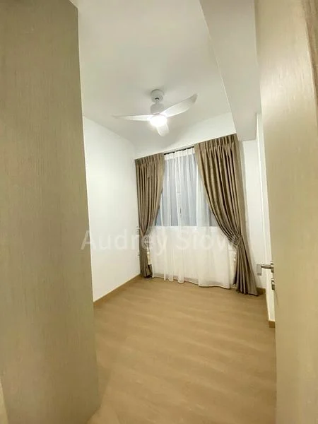 TREASURE AT TAMPINES 5