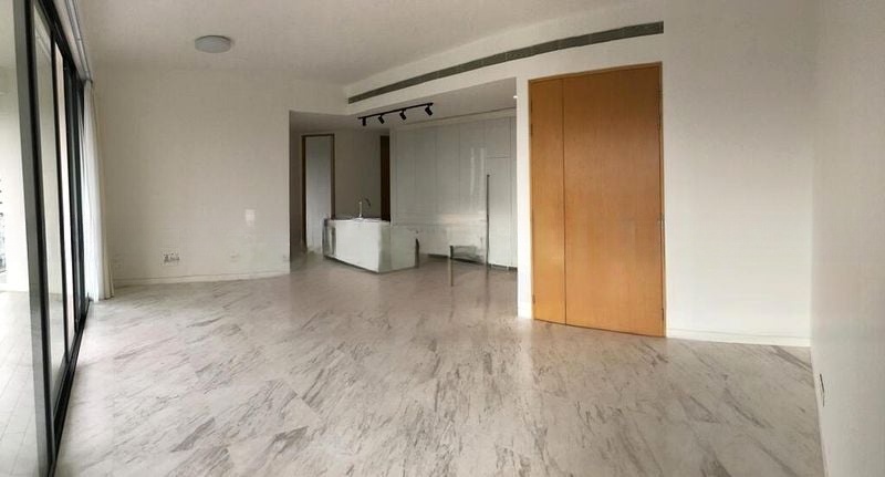 111 EMERALD HILL 1