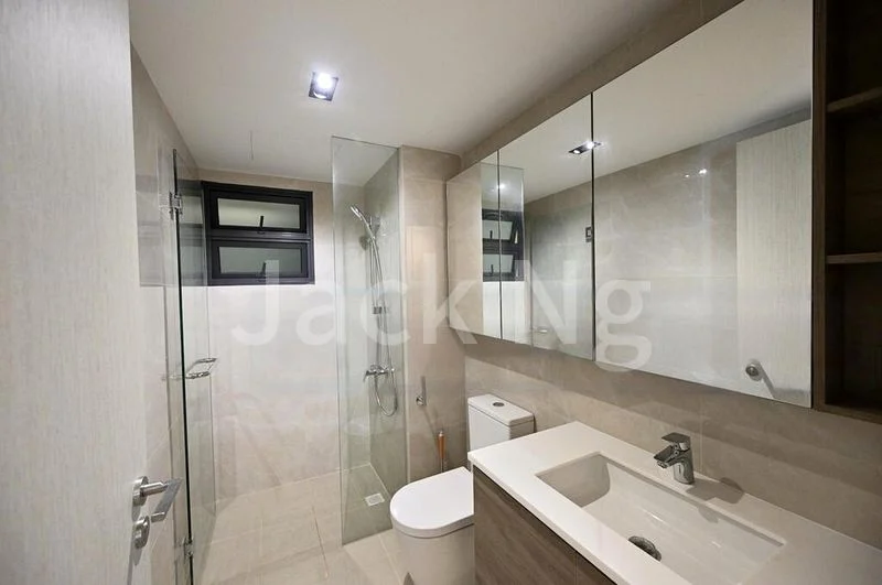 TREASURE AT TAMPINES 5