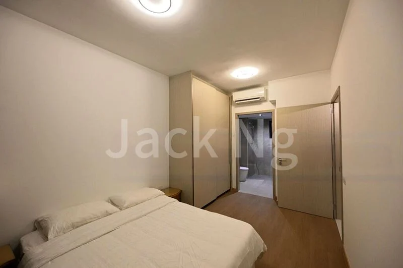 TREASURE AT TAMPINES 8