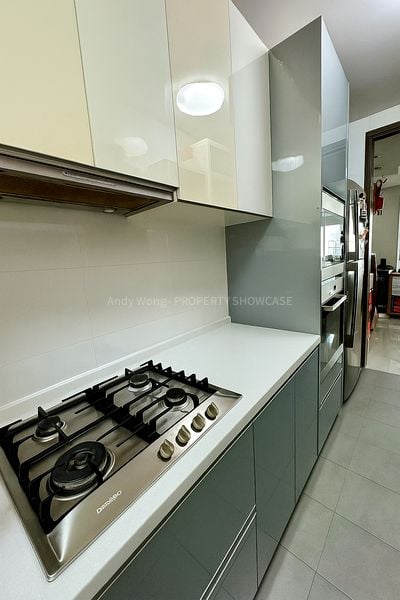 THE RIVERINE BY THE PARK 4