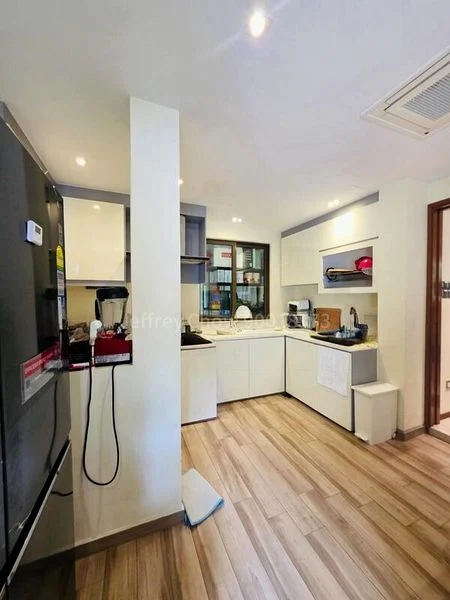 THE COAST AT SENTOSA COVE 2