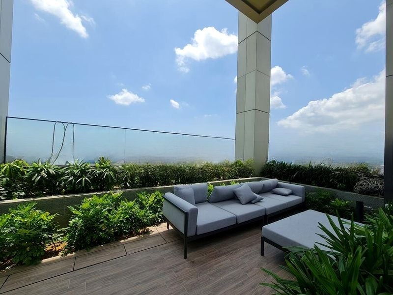 IRWELL HILL RESIDENCES 6