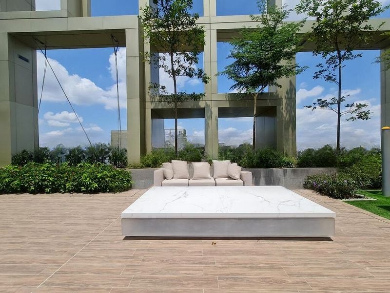 IRWELL HILL RESIDENCES 7