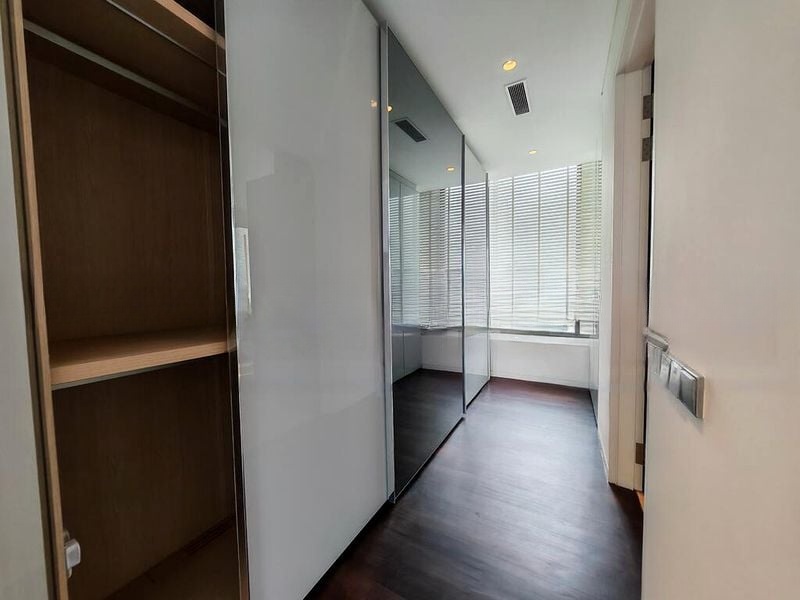 TOMLINSON HEIGHTS 12
