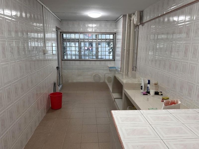 BT BATOK WEST AVE 6 4