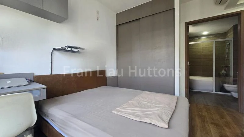 RIVERCOVE RESIDENCES 6