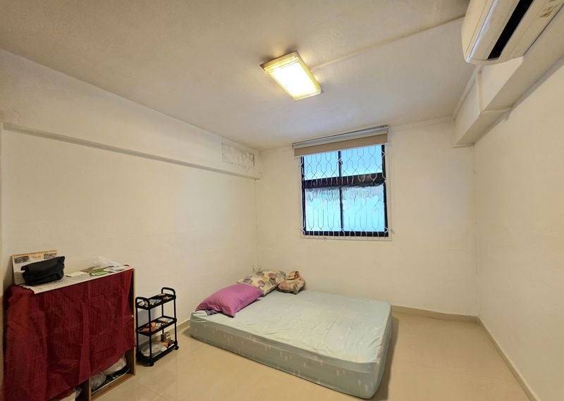 UPP ALJUNIED LANE 10