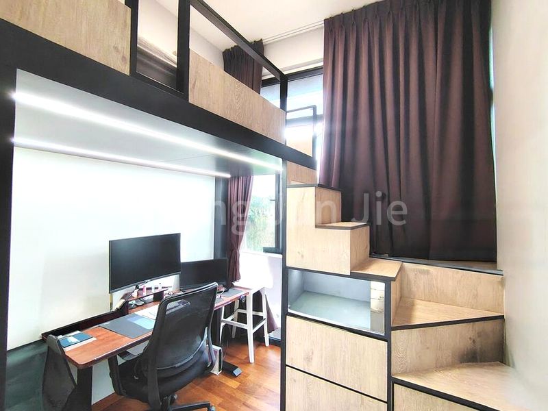 PARKWOOD RESIDENCES 14