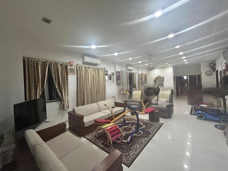 SELETAR HILLS ESTATE 7