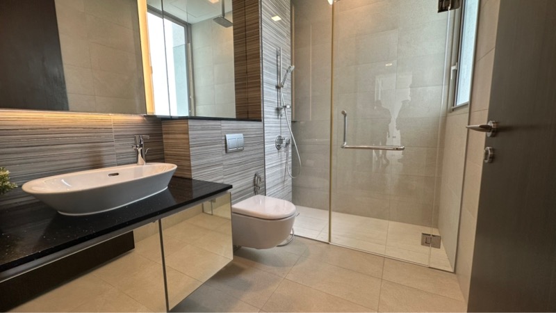 KALLANG RIVERSIDE 19