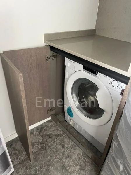 AVENUE SOUTH RESIDENCE 11