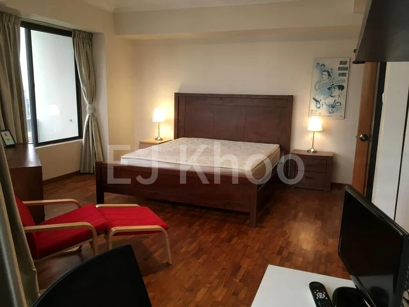 INTERNATIONAL PLAZA 4