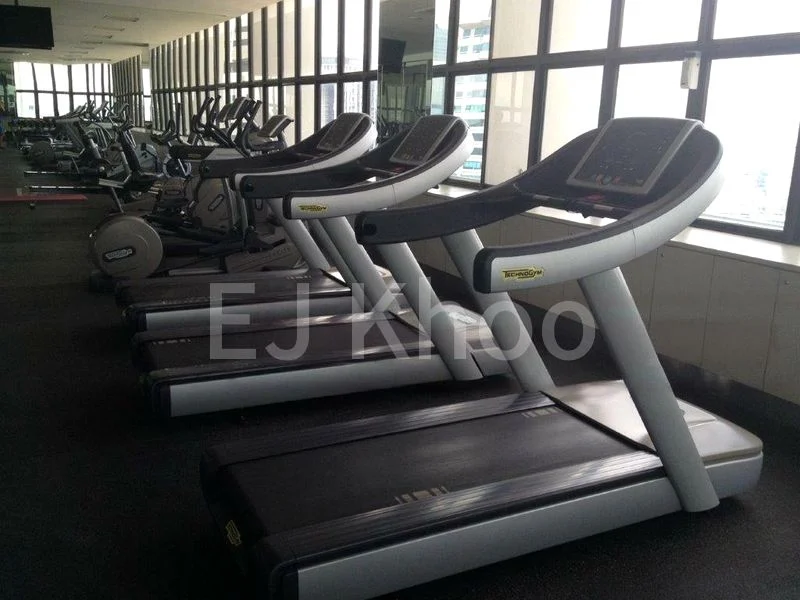 INTERNATIONAL PLAZA 5