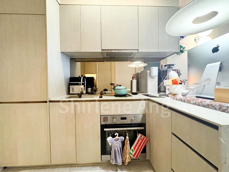 THE FLORENCE RESIDENCES 9