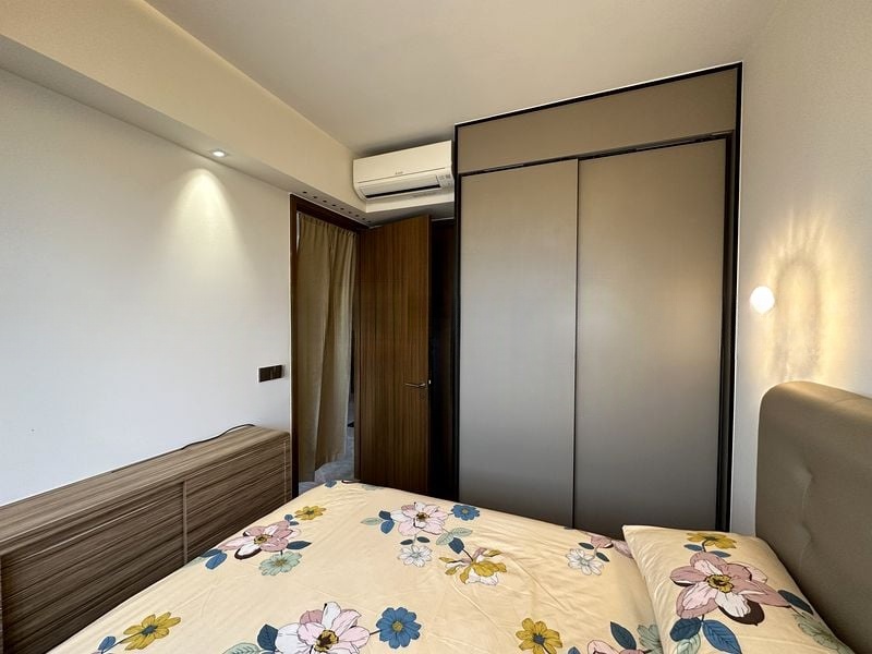 STIRLING RESIDENCES 9