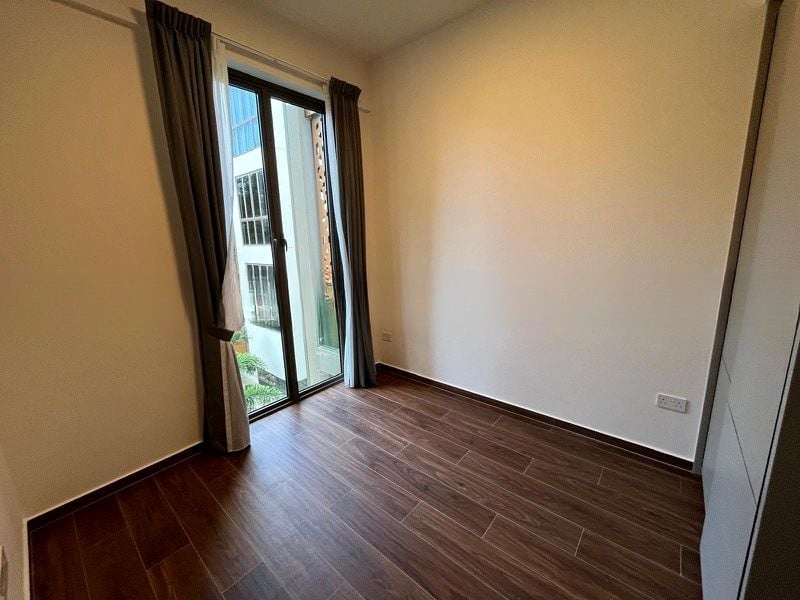 PARKSUITES 8