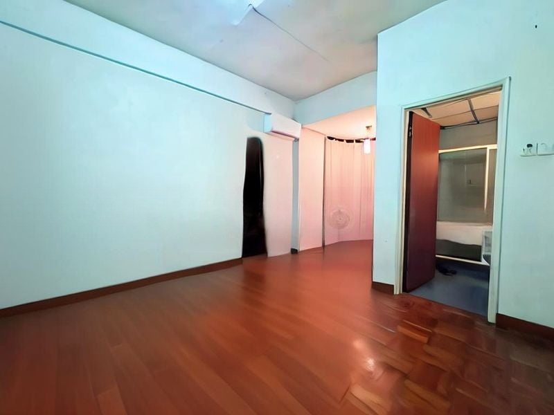 FAR HORIZON GARDENS 9