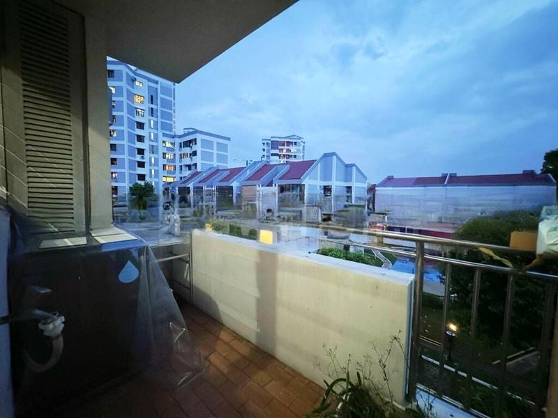 FAR HORIZON GARDENS 7