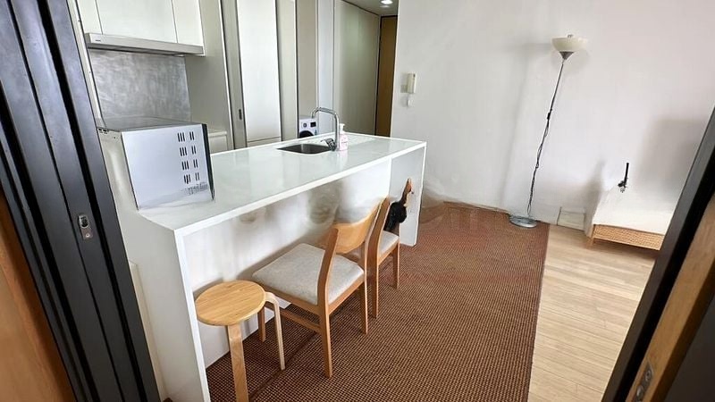 NEWTON SUITES 6