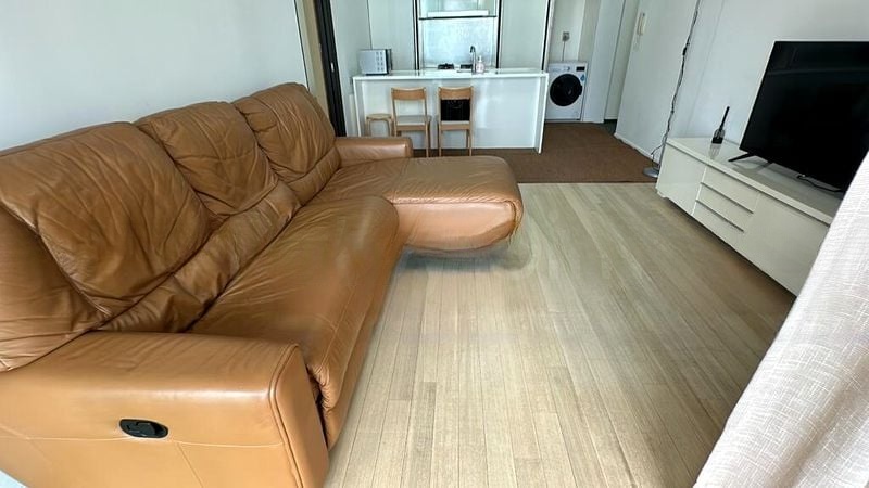 NEWTON SUITES 3