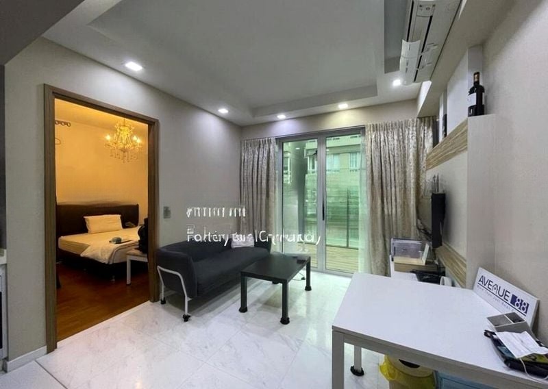 SUITES AT ORCHARD 11