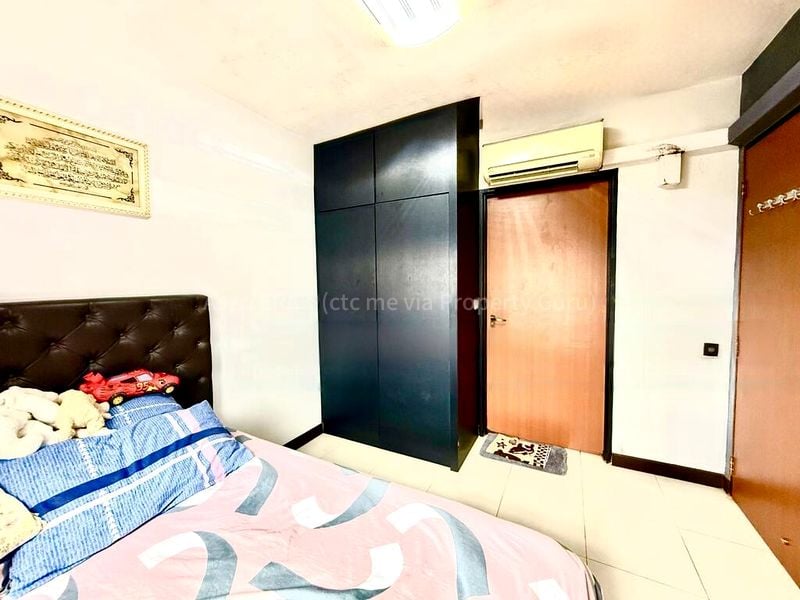 JURONG EAST ST 32 12