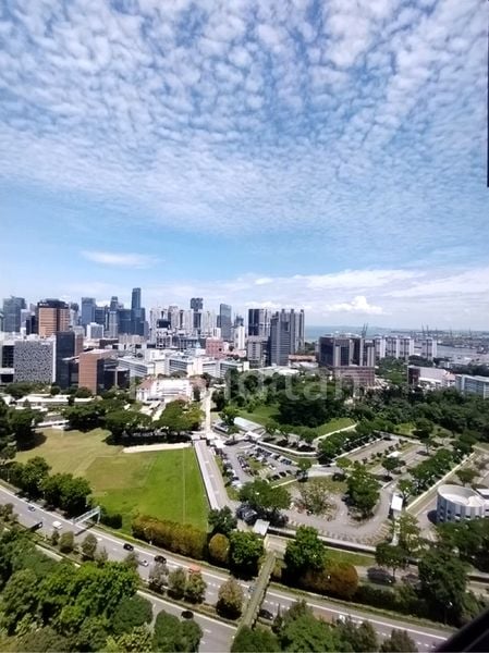 THE REGENCY AT TIONG BAHRU 9