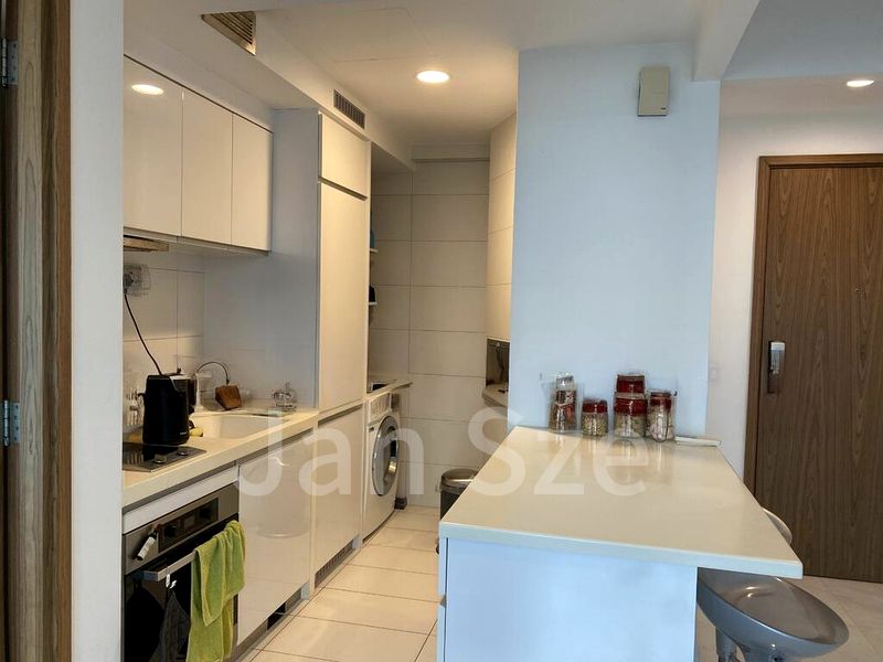 SUITES AT ORCHARD 10