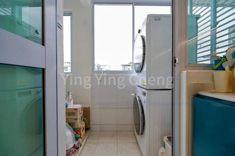 MACKENZIE REGENCY 13