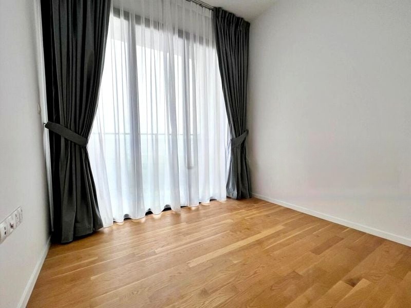 AVENUE SOUTH RESIDENCE 5