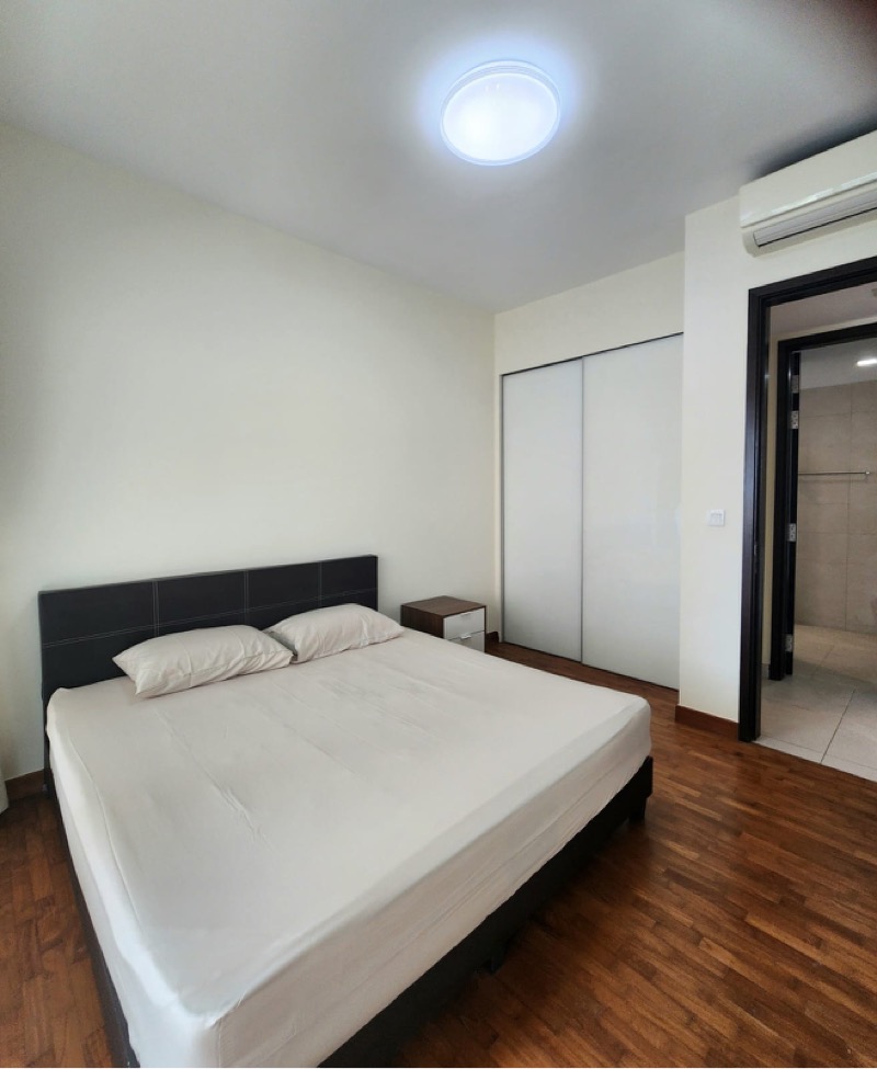 THE ROCHESTER RESIDENCES 22