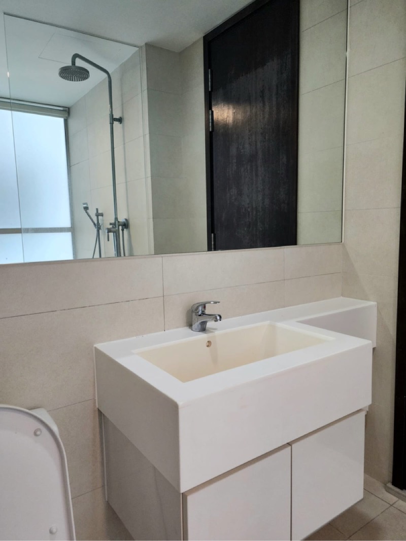 THE ROCHESTER RESIDENCES 26