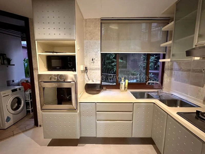 FAIRMOUNT CONDOMINIUM 5