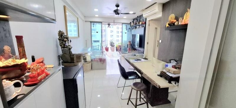 UPP SERANGOON CRES 8