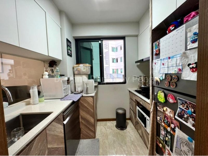 KINGSFORD WATERBAY 9