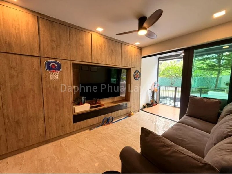 KINGSFORD WATERBAY 12