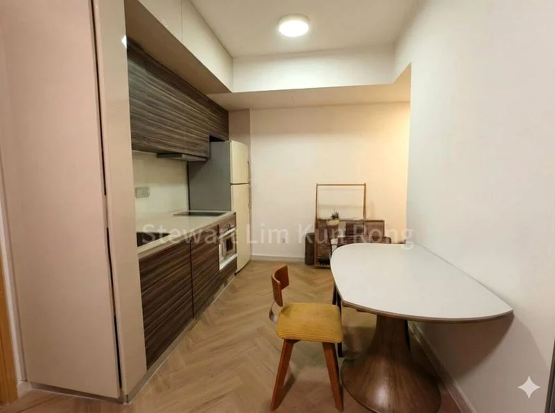 COMMONWEALTH TOWERS 4