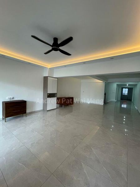 KENSINGTON PARK CONDOMINIUM 10