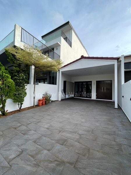 KENSINGTON PARK CONDOMINIUM 12