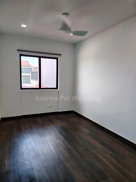 KENSINGTON PARK CONDOMINIUM 14