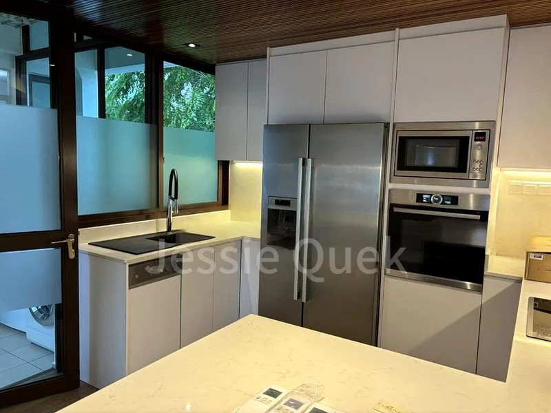 VARSITY PARK CONDOMINIUM 15