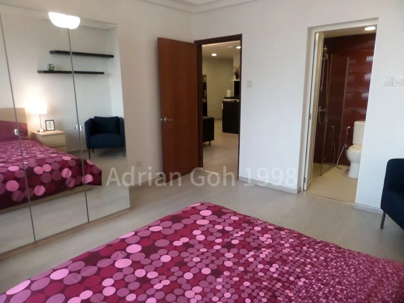 INTERNATIONAL PLAZA 6