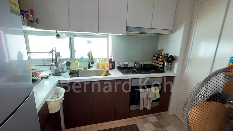 EIGHT RIVERSUITES 13